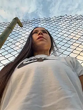Dominantandsubmissiveshow - Play with my pussy in public