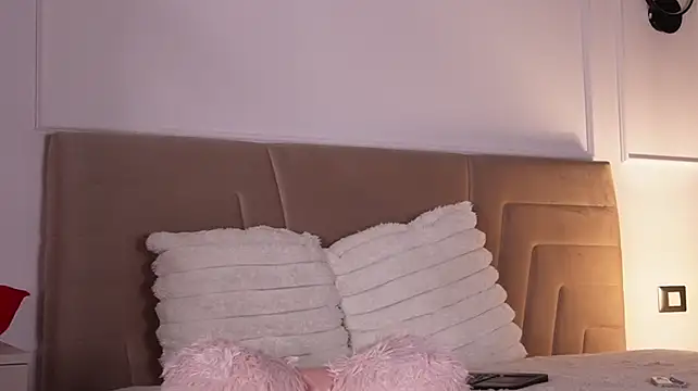 Madymuse - Dildo side fuck😈