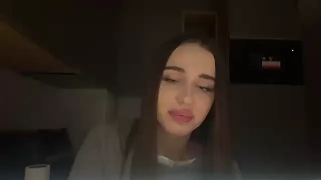 Dianaluves1 - Slow spin in full outfit 💃