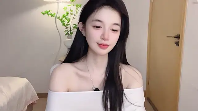Annie-3 - 泡泡抹香肩 涂美胸 小粉控制3min