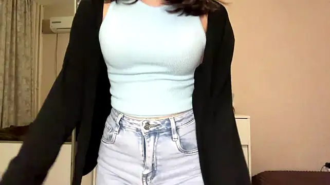 Ledi_Asthik