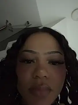 Madiee_Rhea - Spread pussy