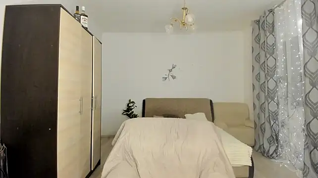 PlayfulDaisy - 😈 Oil ass and twerk🥵