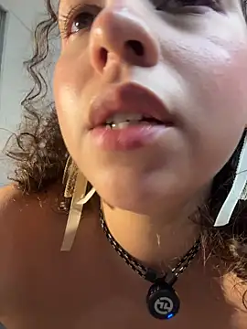 Shara_dreams - get naked and rub my pussy 💦🥵
