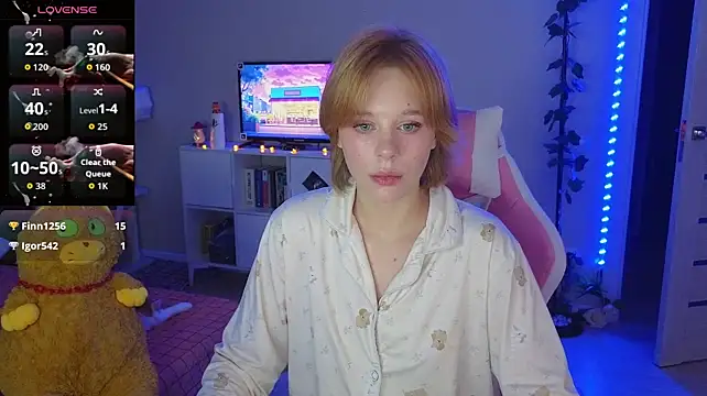 Lace_Thrill - flash one nipple