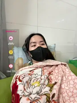 Eva_2k - topless dance🥵