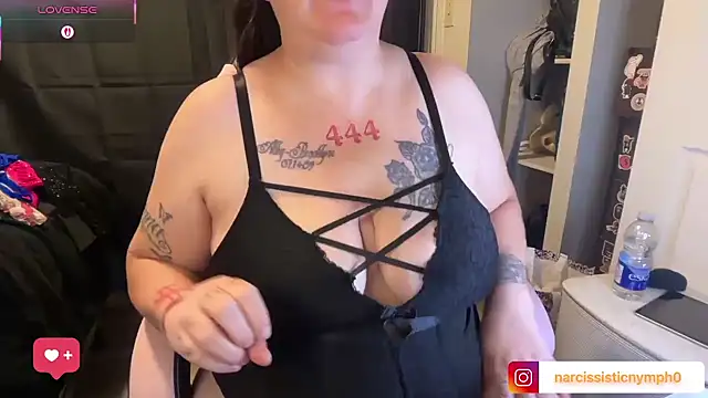 NarcissisticNympho - oil ass