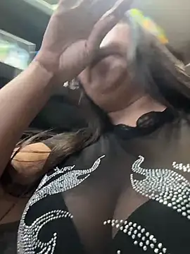 MIA_ROSSEEE - Nude with oil and masturbation shop