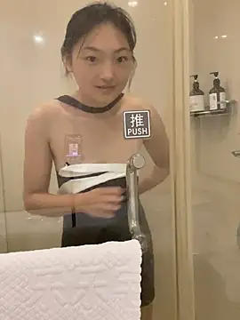 Xiaoxiaocai886 - 想赚一顿夜宵