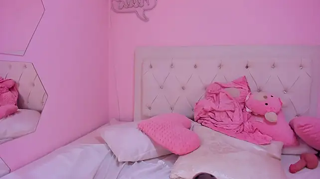 Alice__bennett - Take off my bra
