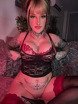 NikkiRylie - big butt plug + finger pussy 🙊