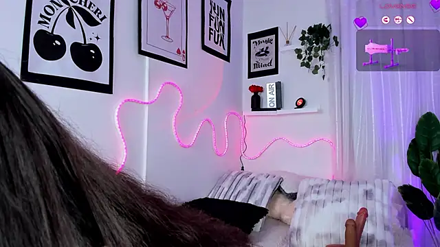 Samii_Evans - show ass + slap