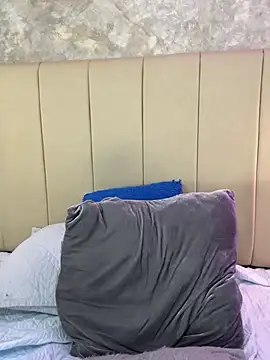 Daksha_a - - Spread pussy and rub clit 🌸