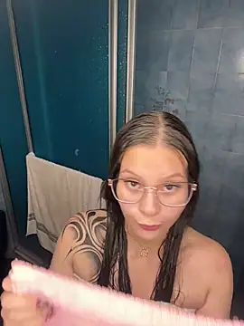 Destiny_A - spanking with a wet paddle
