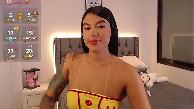Nicols66 - Flash tits