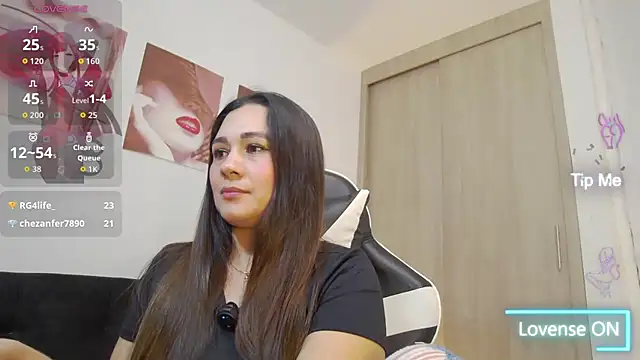 Saray_mendozaa - quita la blusa