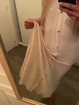 Bellalolahot - Doigtages pussy squirt fontaine