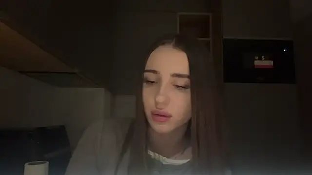 Dianaluves1 - Slow spin in full outfit 💃