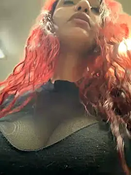 Sara-77 - I suck my friend’s tits 😈✨