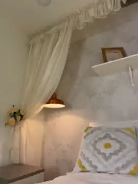 AlessiaVallmont - Anal show with a glass dildo