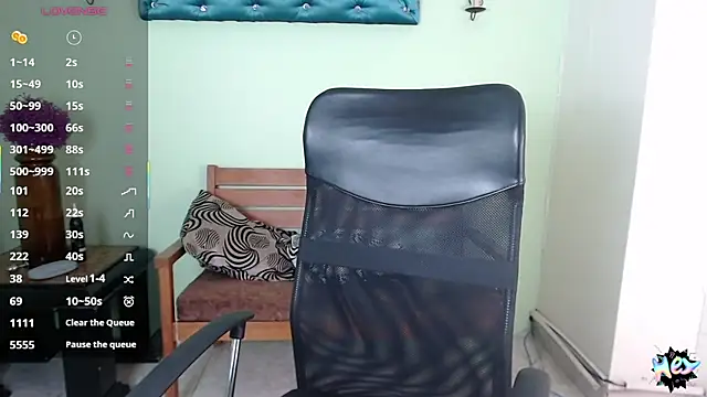 NicoleSantana - finger ass