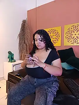 KITY_HILL - SUCK BOOBS