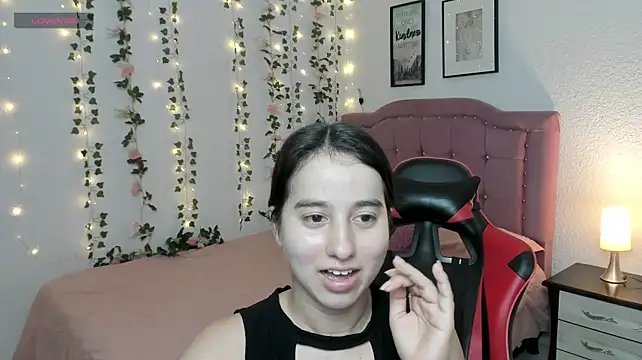 Antonella_heinz - Dance naked