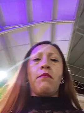Vely_ - Removing a bra in public