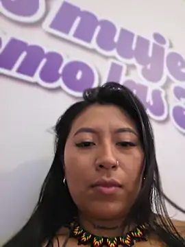 Luisa16xxx - Spit on my titis in mall public💦🍒😈