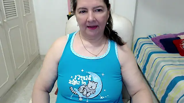 Leonela_69 - mommy is horny come play with me