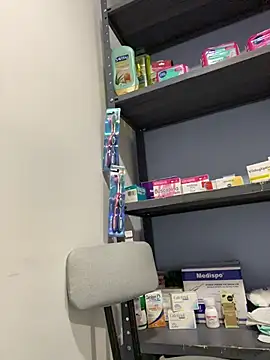 Chloefixxx - ASSHOLE CLOSEUP TO CAMERA