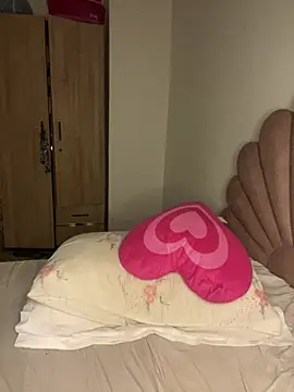 Nissrinee - اجلخ كسي cumming 🥵🥵🥵