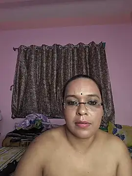 Naughtymia06