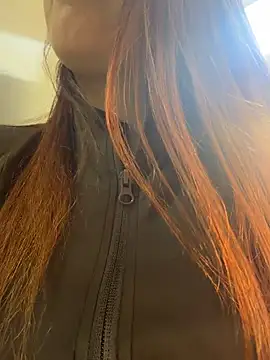 AngelBlushXXX - FIGERING OUR PUSSIES IN ABATHROOM SECRET