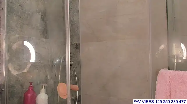 HoneyBunnyy_ - Squirt in the showeeer😈 🤩