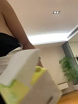 Xiaoxiaocai886 - 想赚一顿夜宵