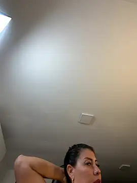 Natural_bigboobs - I want lots of kisses