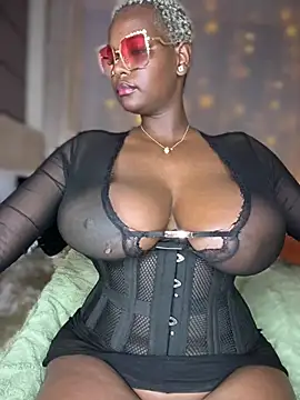 ScarletMuseX - Dildo fuck upclose