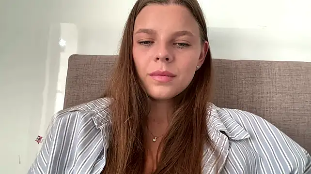 AmieLendor - Video of my pussy getting wet