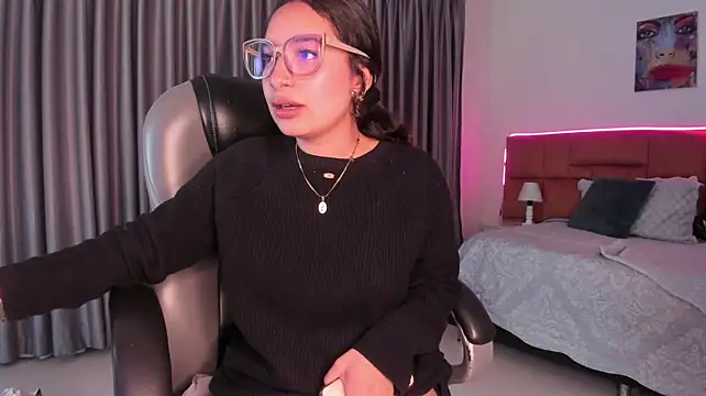 _Samay__'s Live XXX Chat