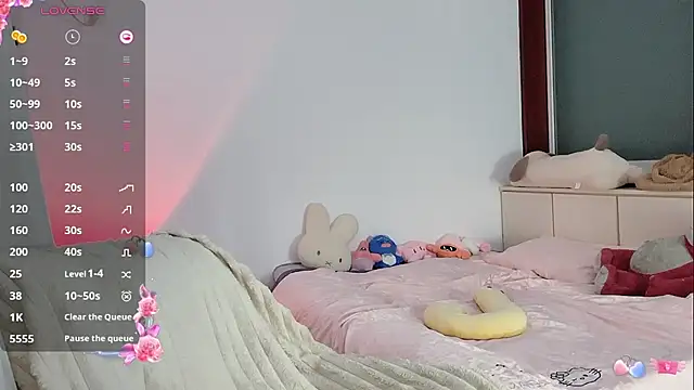 _flipped_ - show boobs露胸
