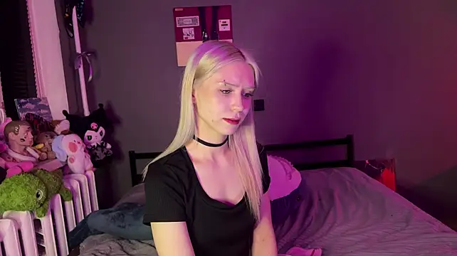 Sexy_cute18 - flash boobies