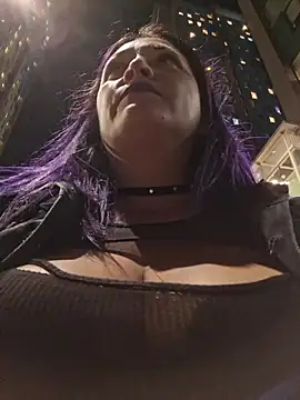 Sophie_banger - My friend pinches & sucks my nipples 🥵