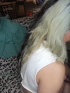 Hollywoulld - Show glory hole 😈🔥🫦