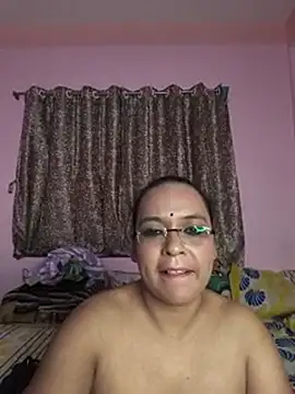 Naughtymia06