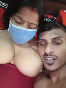 Priyadiwani - Cum'e in face facial public