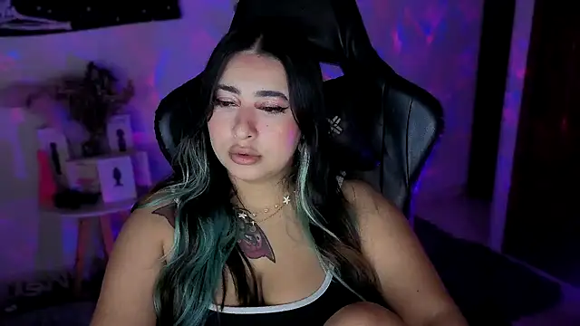 sweetcoralinee's Live XXX Chat