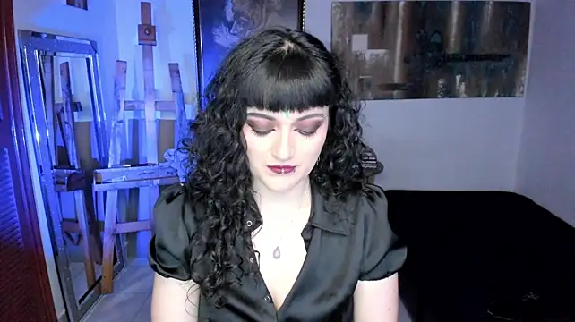 Jeanne_Sabatier - Blouse Off - restraint position