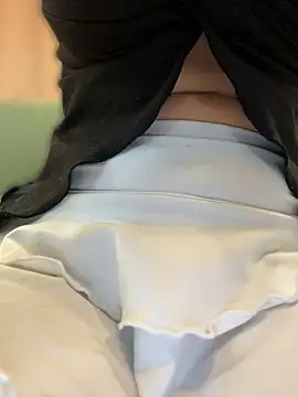 Juanita-Diaz - FUCK MY PUSSY IN MENS BATHROOM👿🥵
