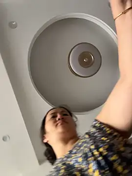 Amy1688 - 脱内裤直播一分钟